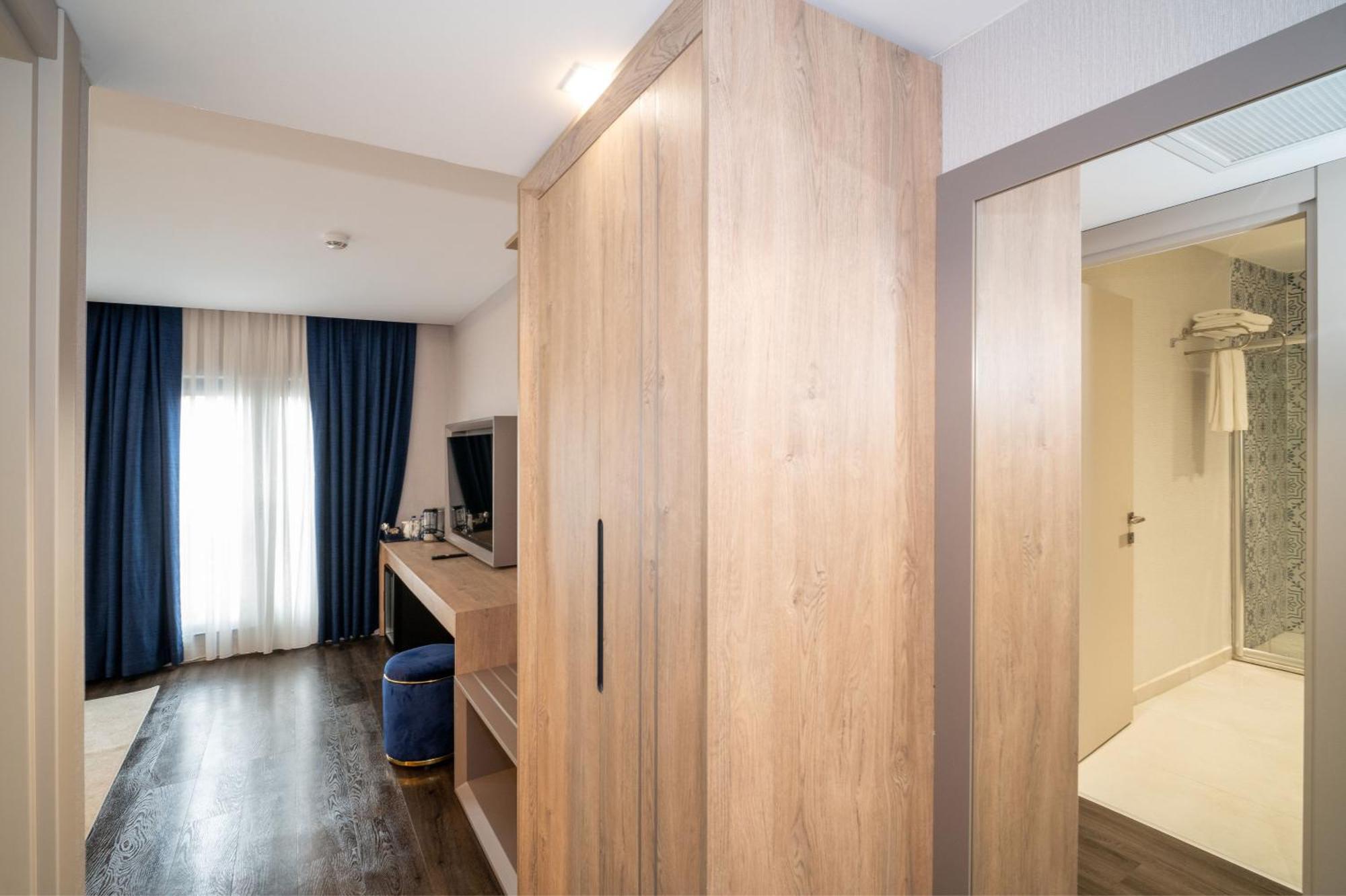 Hotel Querencia 3*